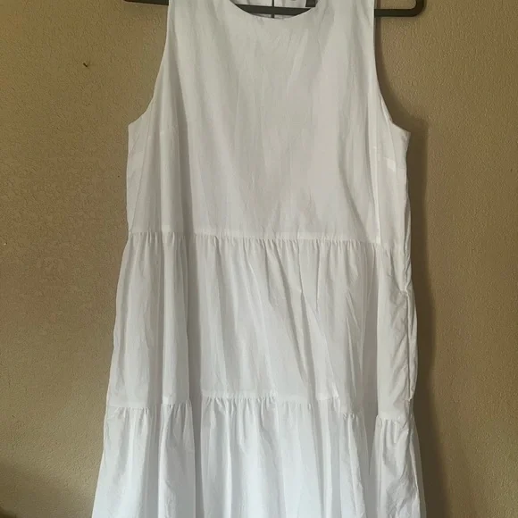 Banana Republic White Tiered Midi Sundress - Picture 2 of 8